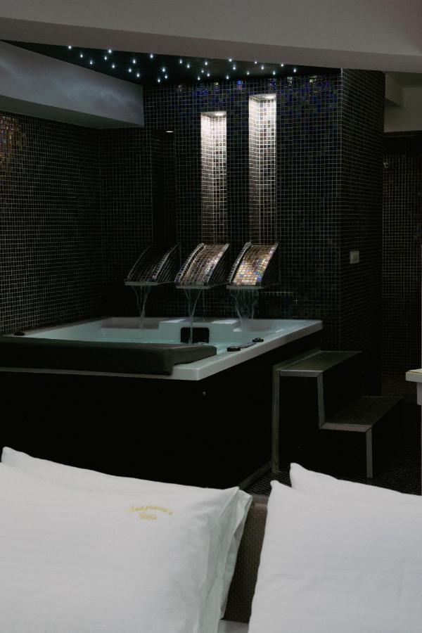 Anagenessis Resort Kalamákion エクステリア 写真