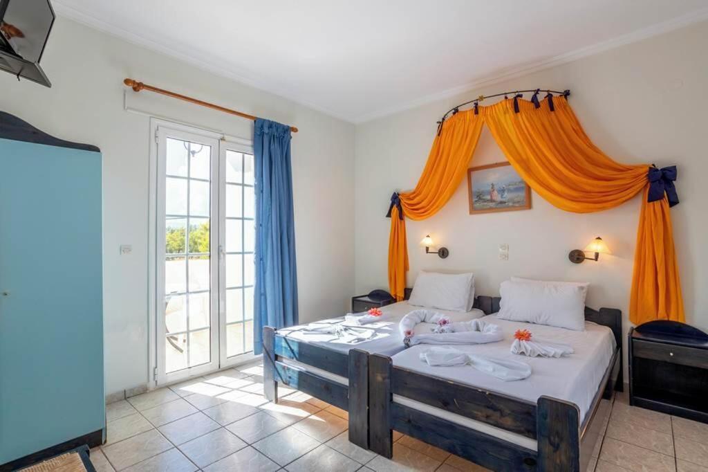 Anagenessis Resort Kalamákion エクステリア 写真